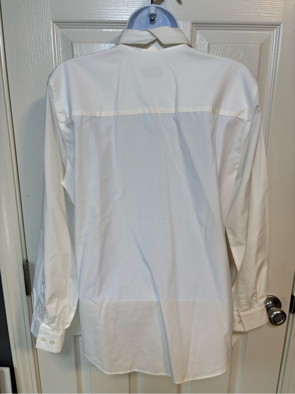 Foxcroft white button-up shirt with embroidered fall items Size 6. - Picture 3 of 5